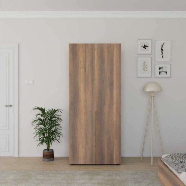 Vornic Garderob 90x210 cm