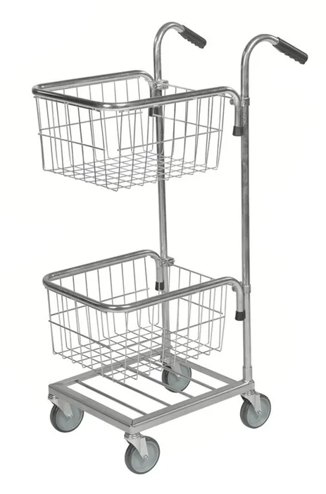 MINIVAGN MED 2 KORGAR