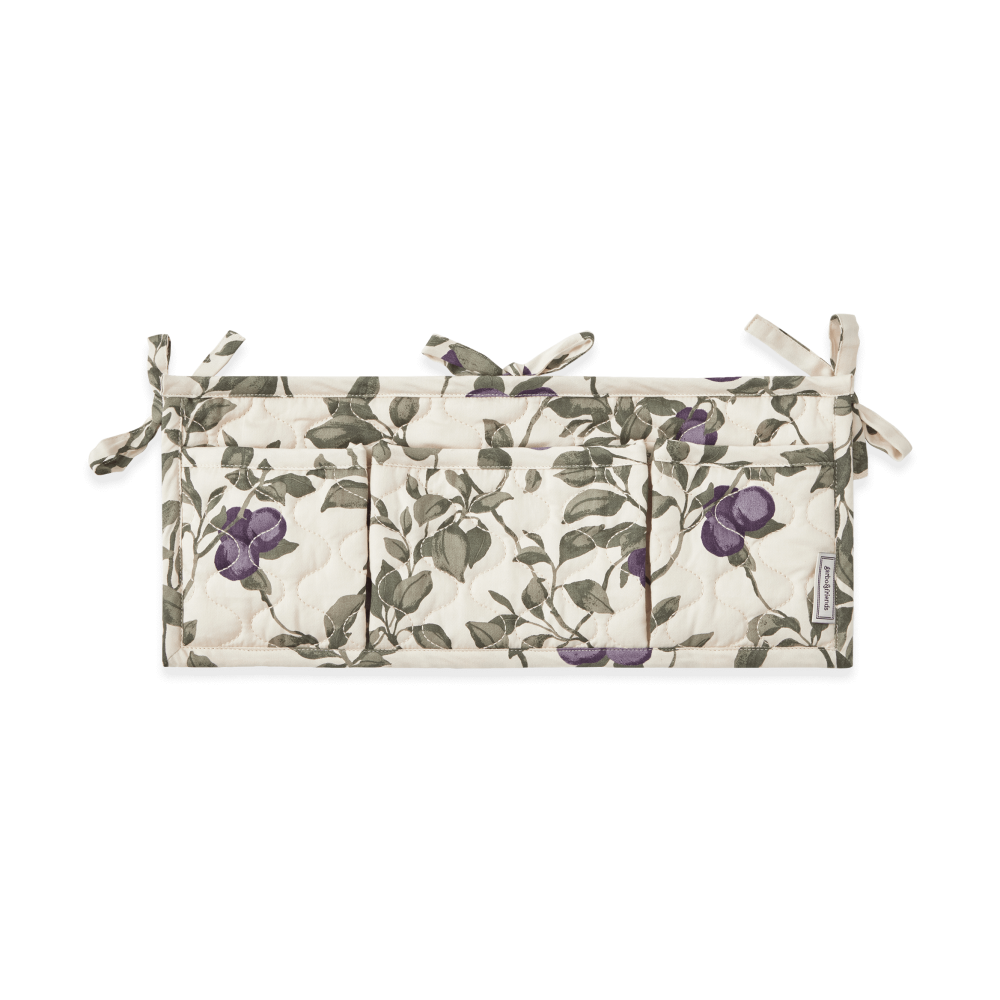 Plum satin quiltad sängficka, 43x18cm